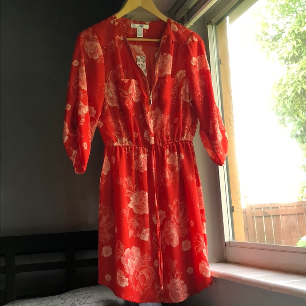red floral pattern maxi dress - Picture 3 of 8